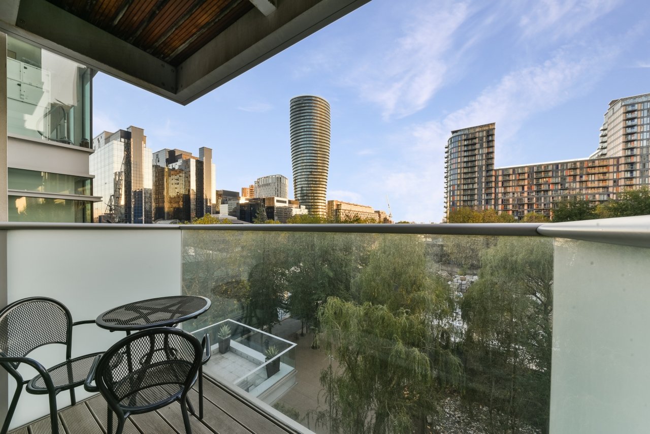 Pan Peninsula Square, Canary Wharf, London, E14