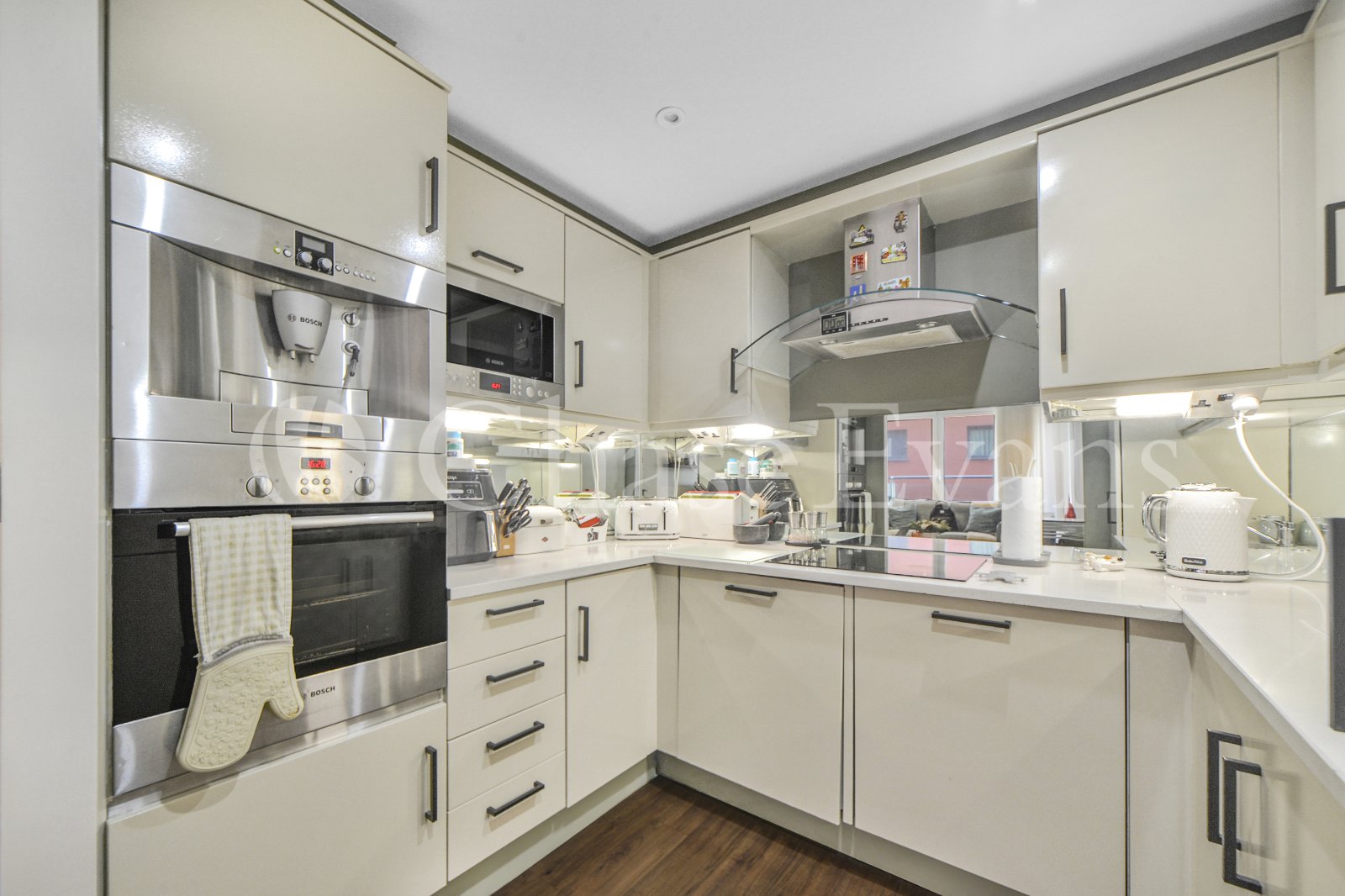 Western Gateway, Royal Docks, London, E16