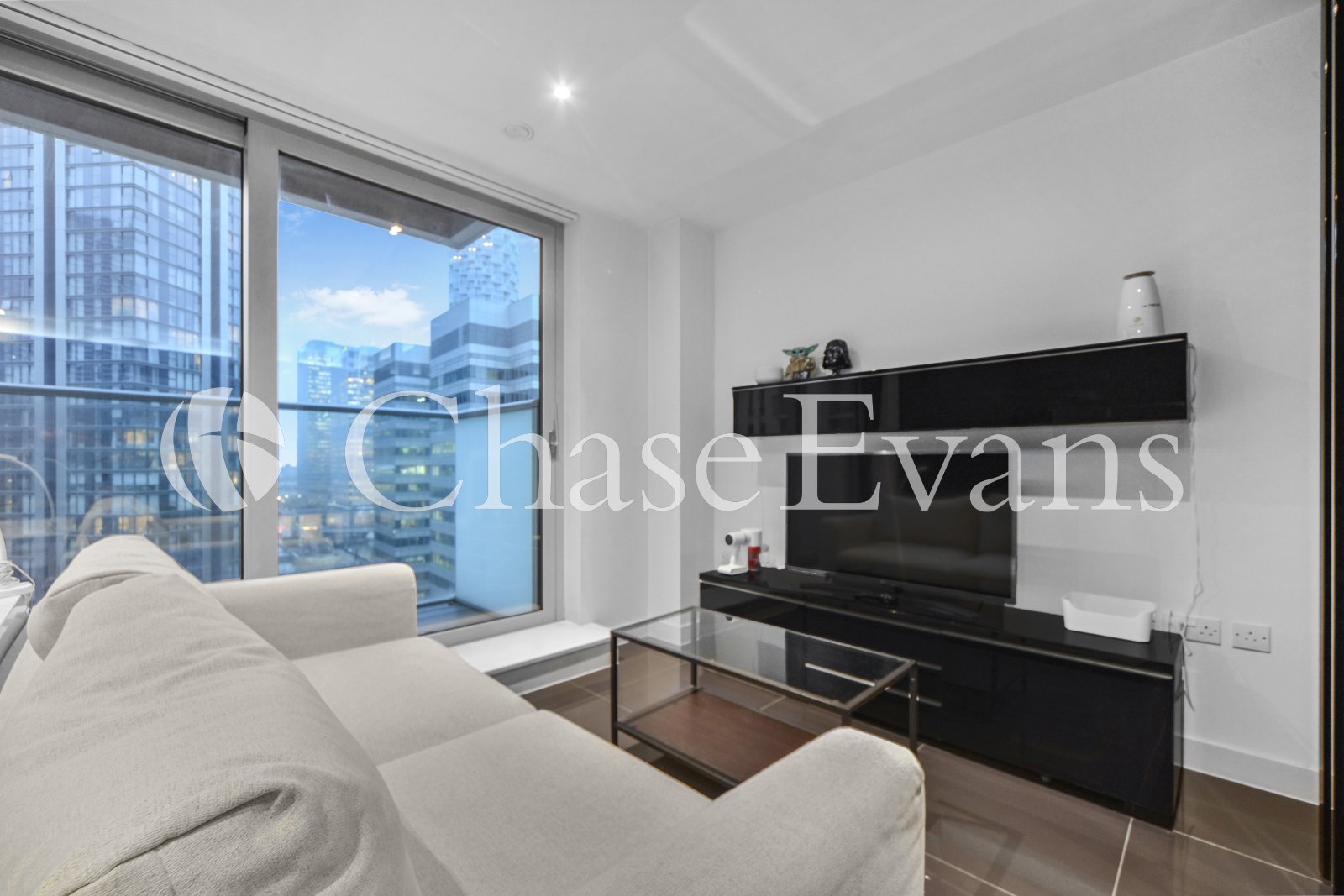 East Tower, Pan Peninsula Square, Canary Wharf, London, E14 - Chase Evans