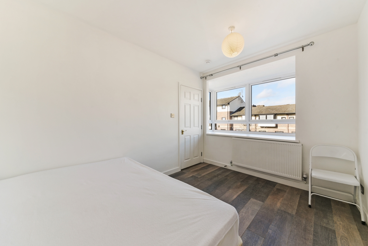 Barnfield Place, Isle Of Dogs, London, E14