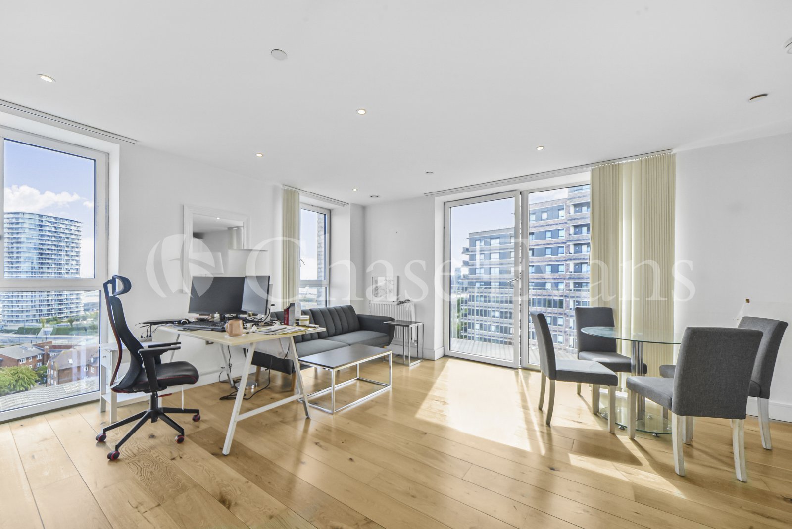 Caxton Street North, Canning Town, London, E16 - Chase Evans