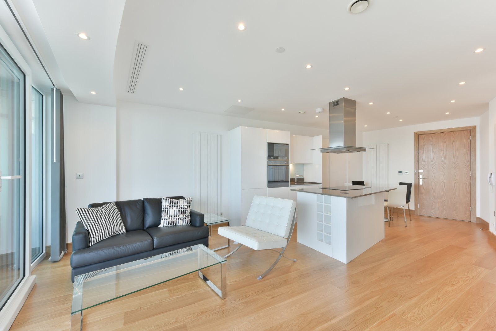 Arena Tower, Crossharbour Plaza, Canary Wharf, E14 - Chase Evans