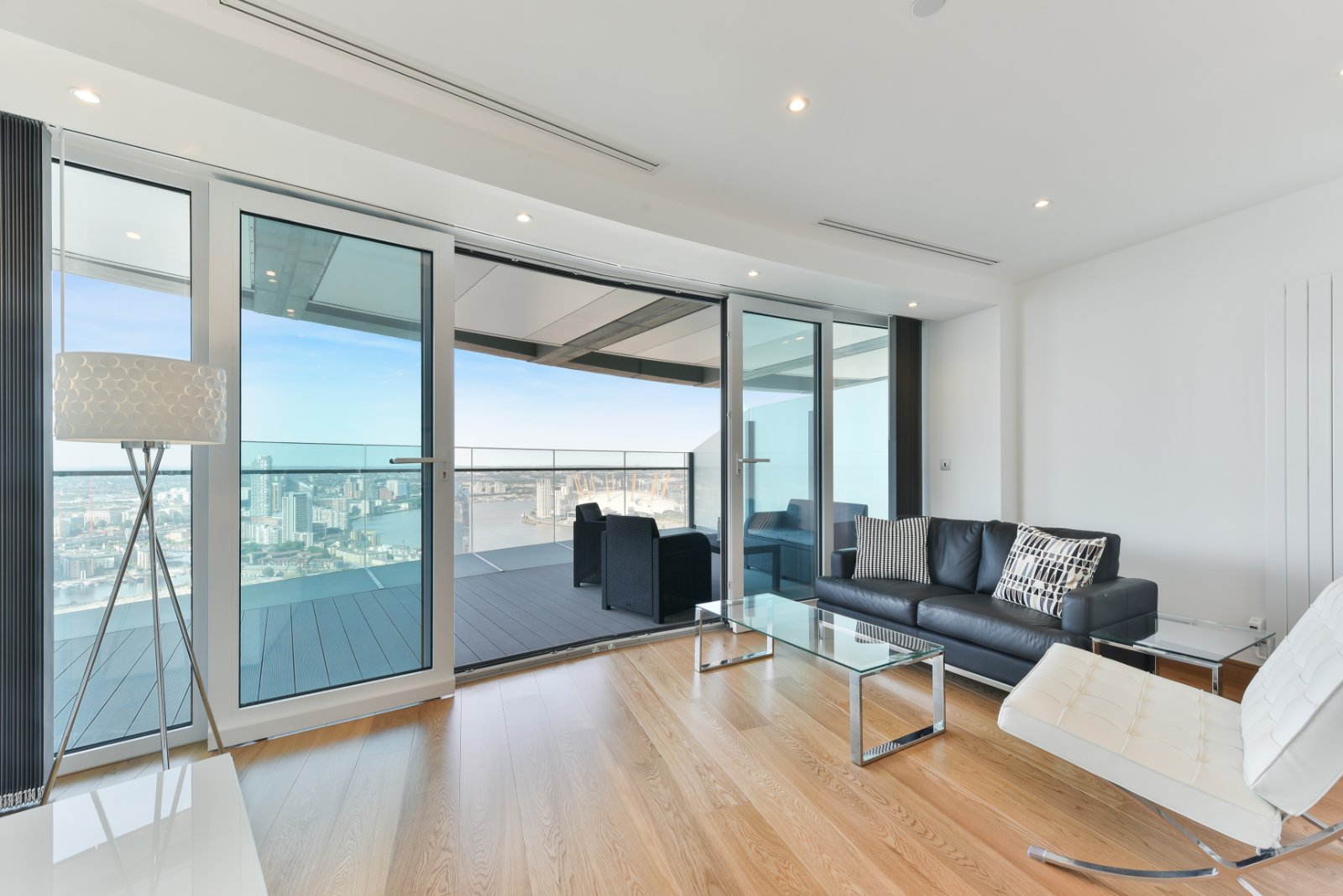 Arena Tower, Crossharbour Plaza, Canary Wharf, E14 - Chase Evans