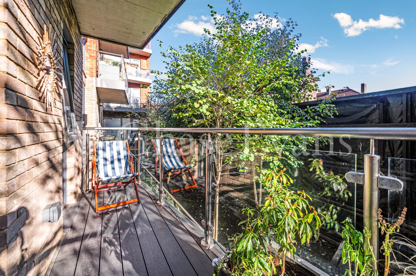 Waleorde Road, Walworth, London, SE17