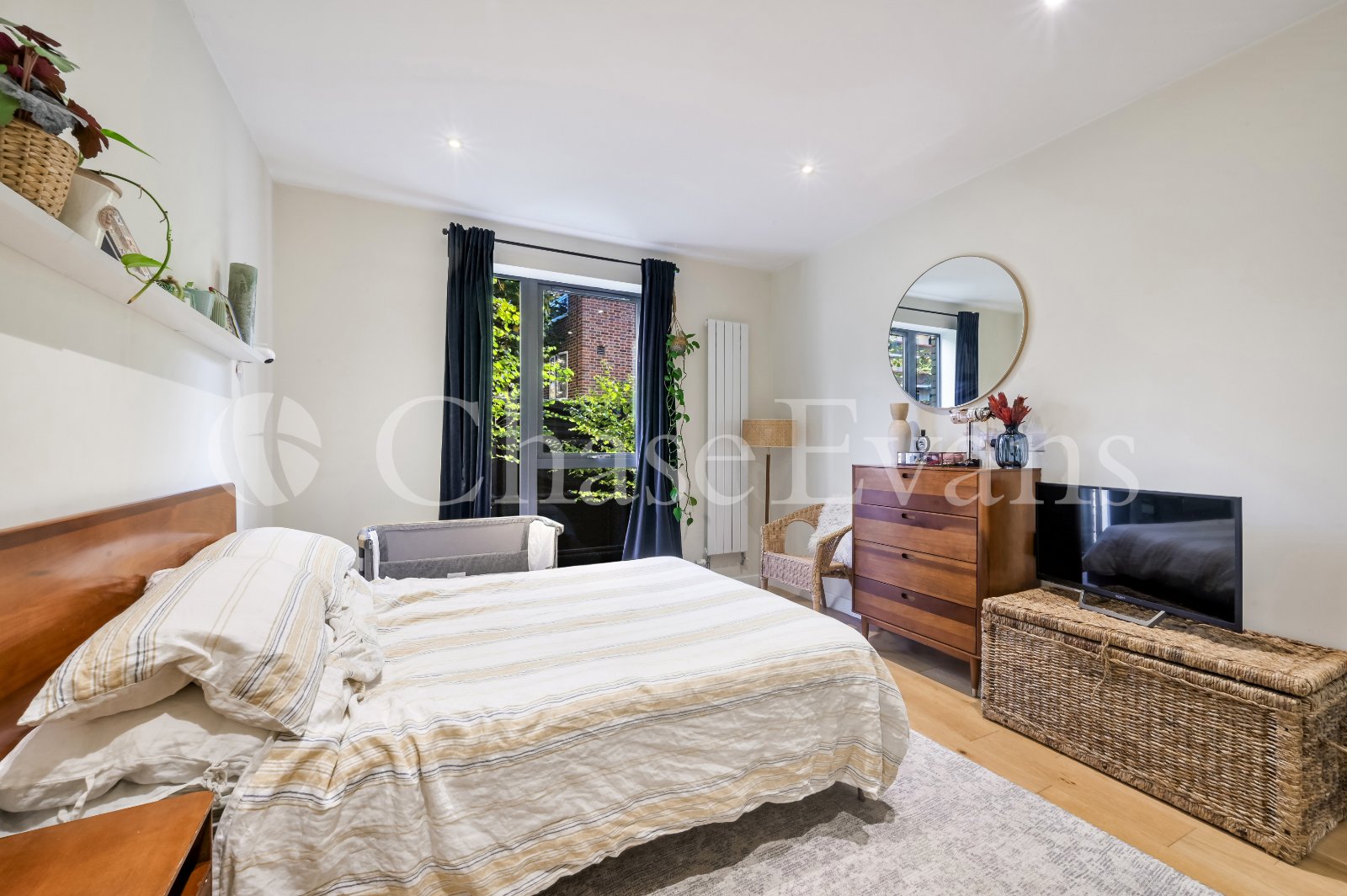 Waleorde Road, Walworth, London, SE17