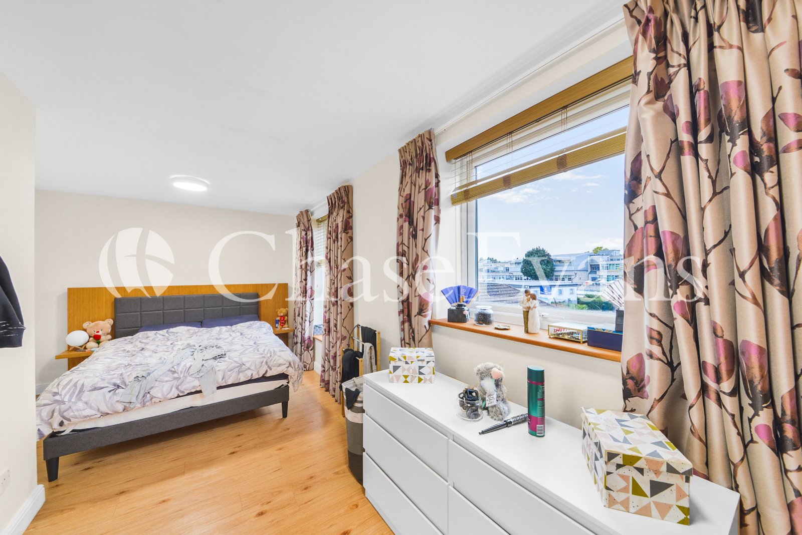 Saunders Ness Road, Isle Of Dogs, London, E14