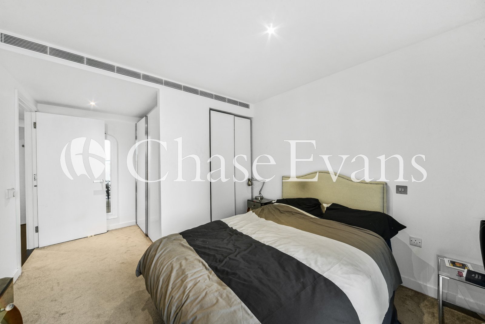 Pan Peninsula, Canary Wharf, London, E14