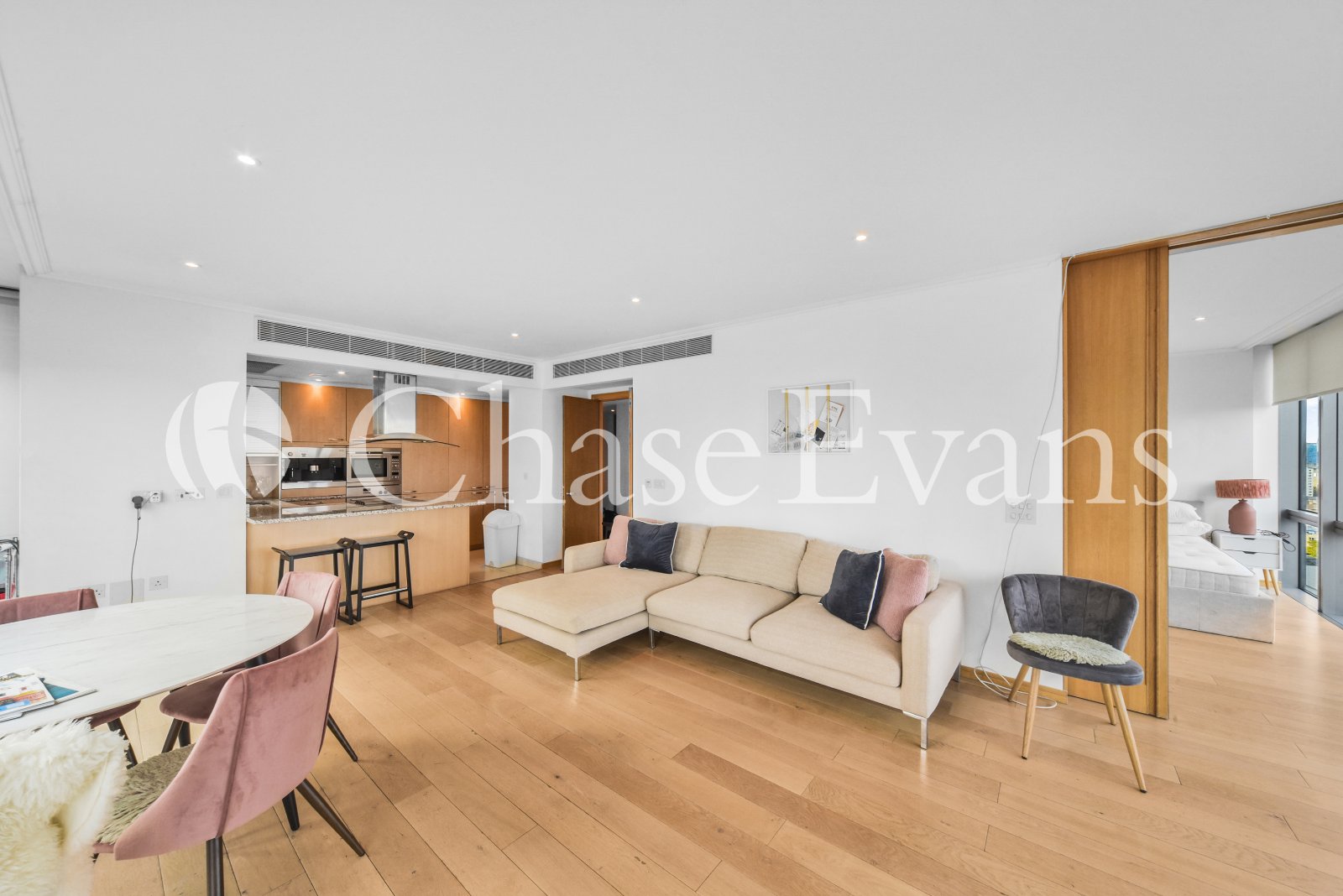 Hertsmere Road, Canary Wharf, London, E14 - Chase Evans