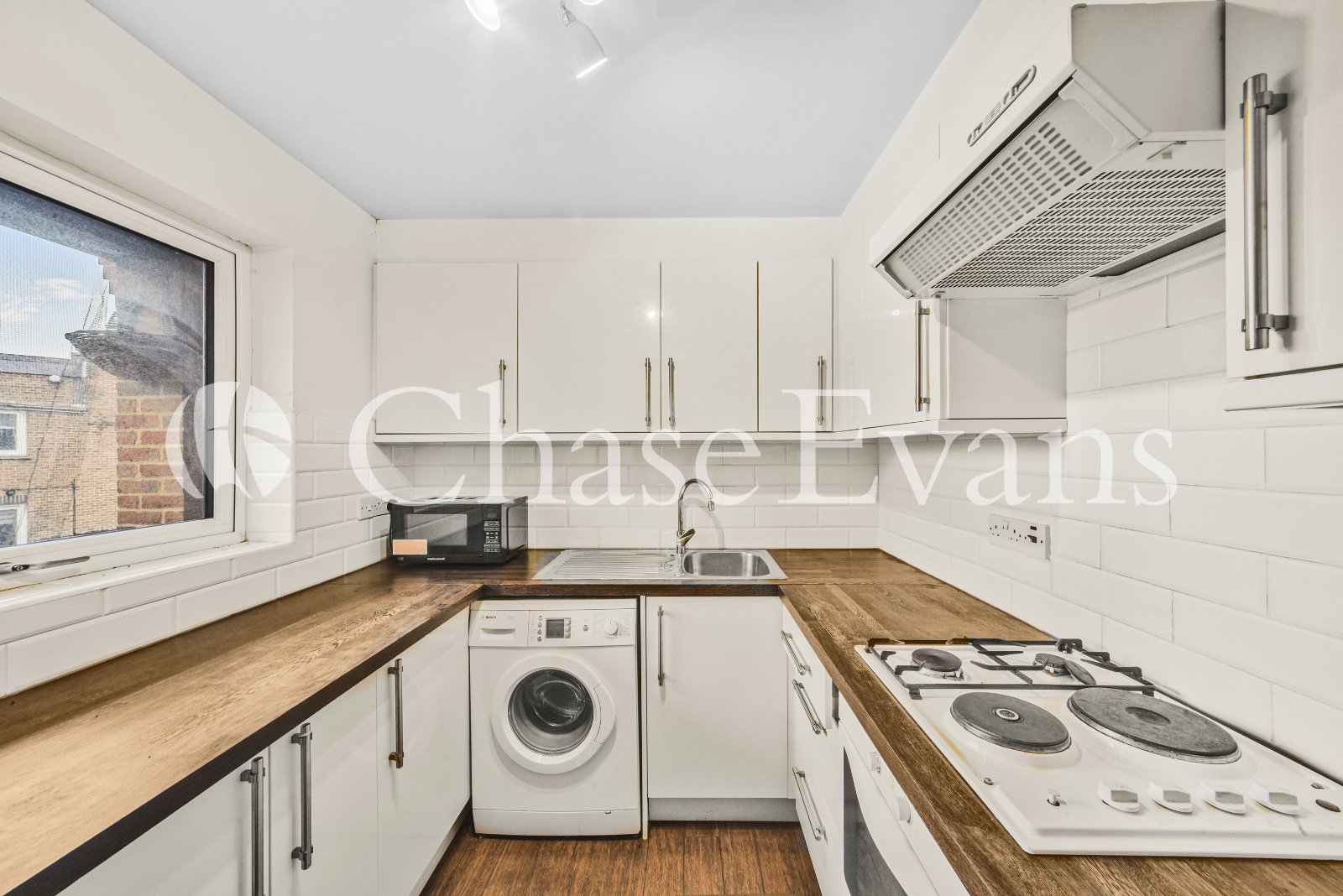 Horseshoe Close, Isle Of Dogs, London, E14 - Chase Evans