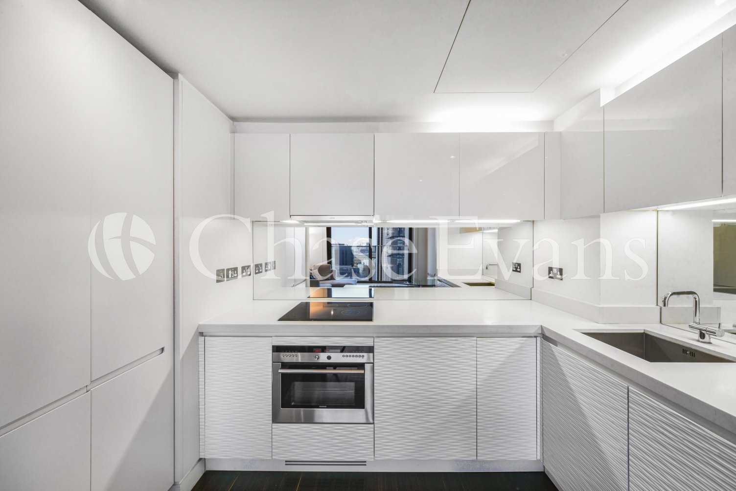 Pan Peninsula, Canary Wharf, London, E14