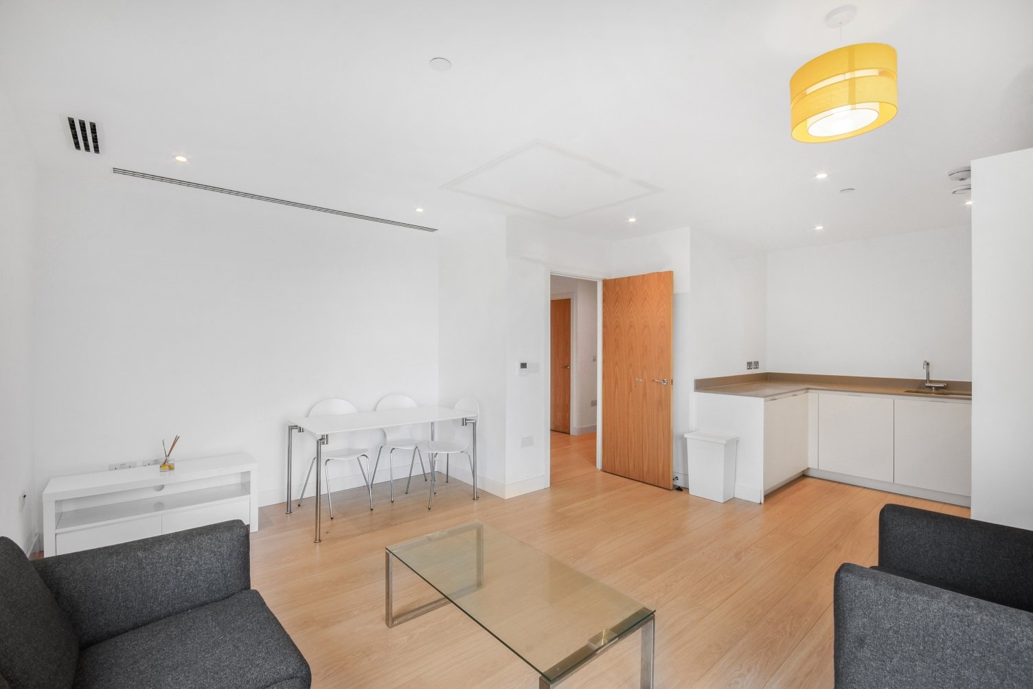 Santina Apartments, 45 Cherry Orchard Road, Morello, Croydon, CR0