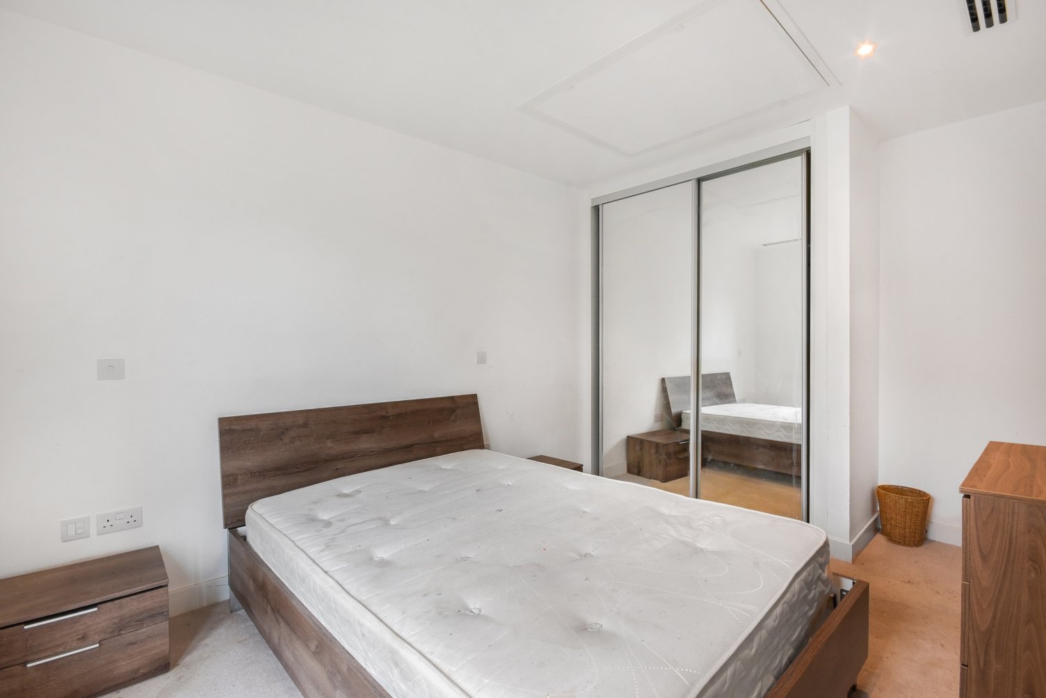 Santina Apartments, 45 Cherry Orchard Road, Morello, Croydon, CR0