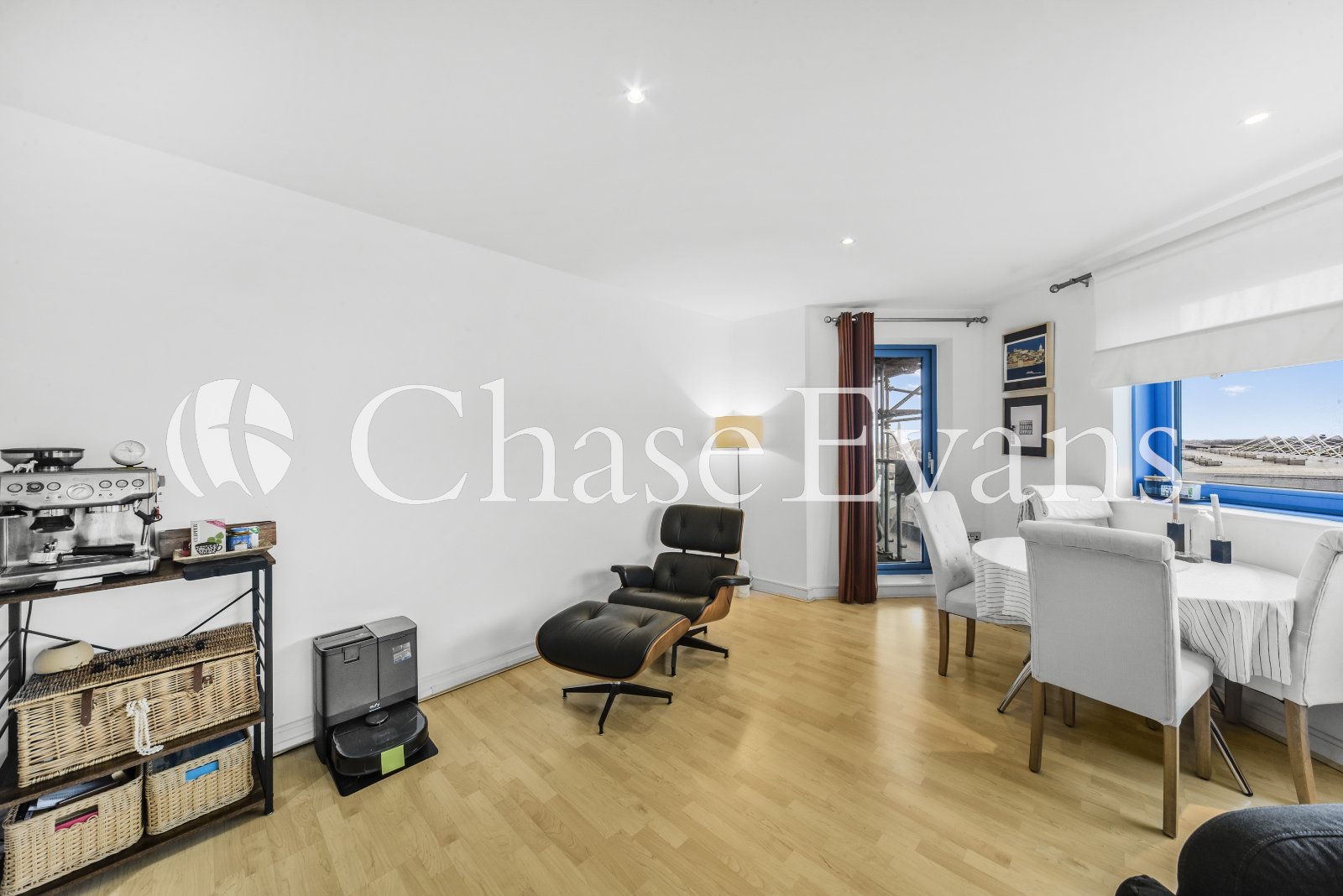 Westgate Apartments, 14 Western Gateway, Royal Docks, London, E16 - Chase Evans