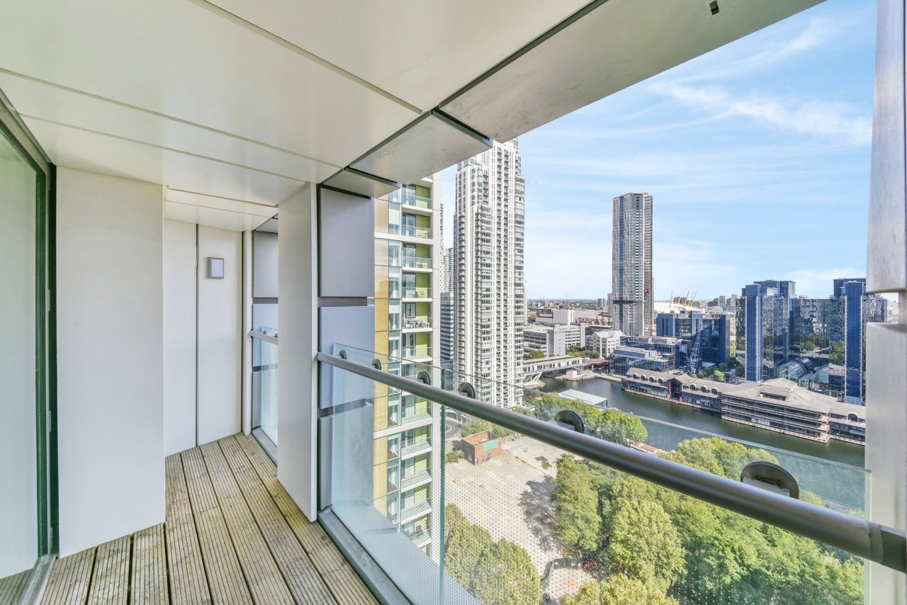 Talisman Tower, 6 Lincoln Plaza, Canary Wharf, London, E14 - Chase Evans