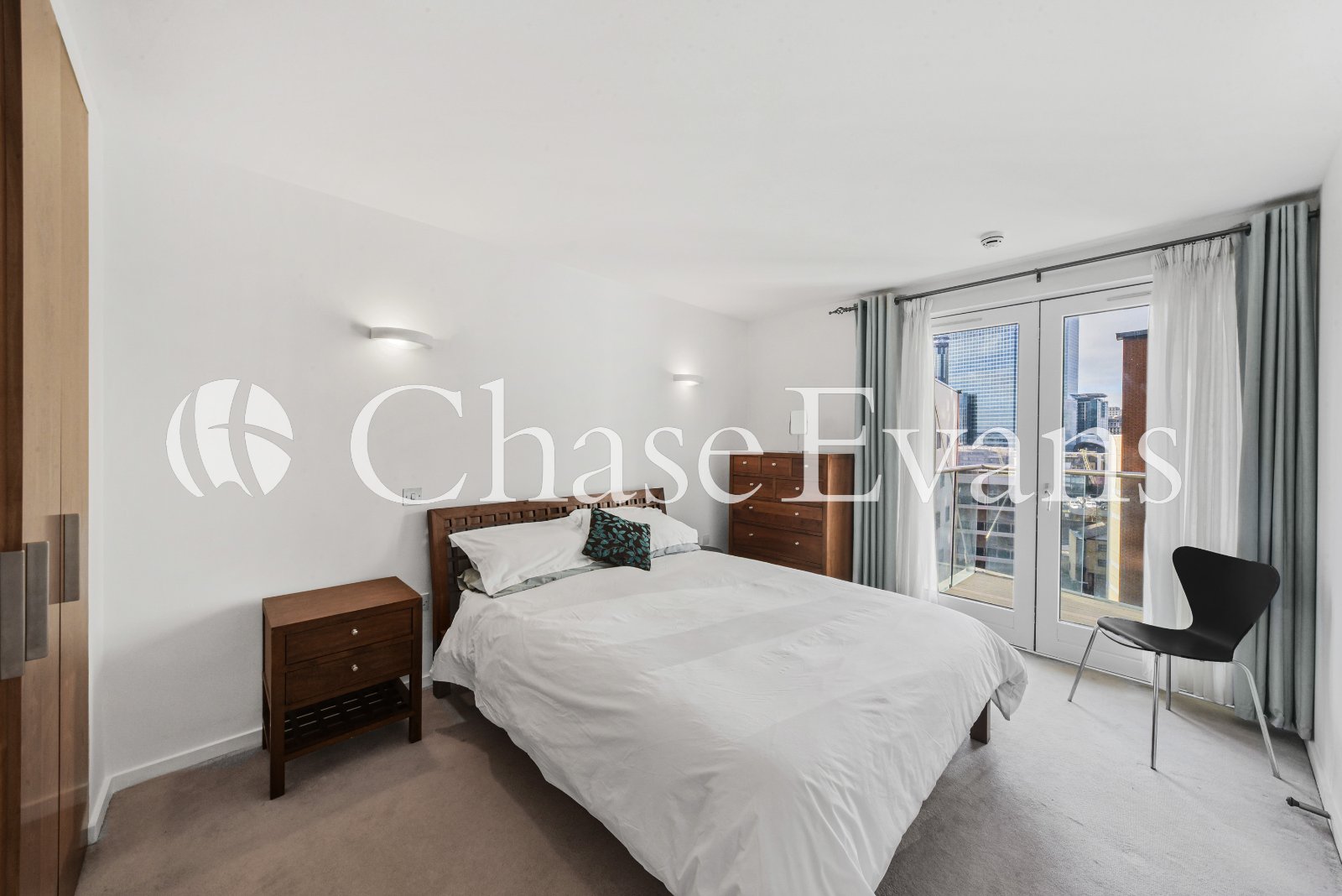 New Providence Wharf, 1 Fairmont Avenue, Canary Wharf, London, E14 - Chase Evans