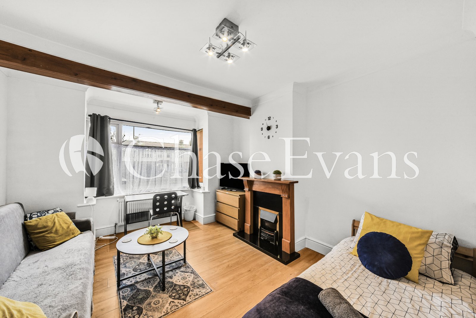 Eastern Avenue, Romford, RM1 - Chase Evans