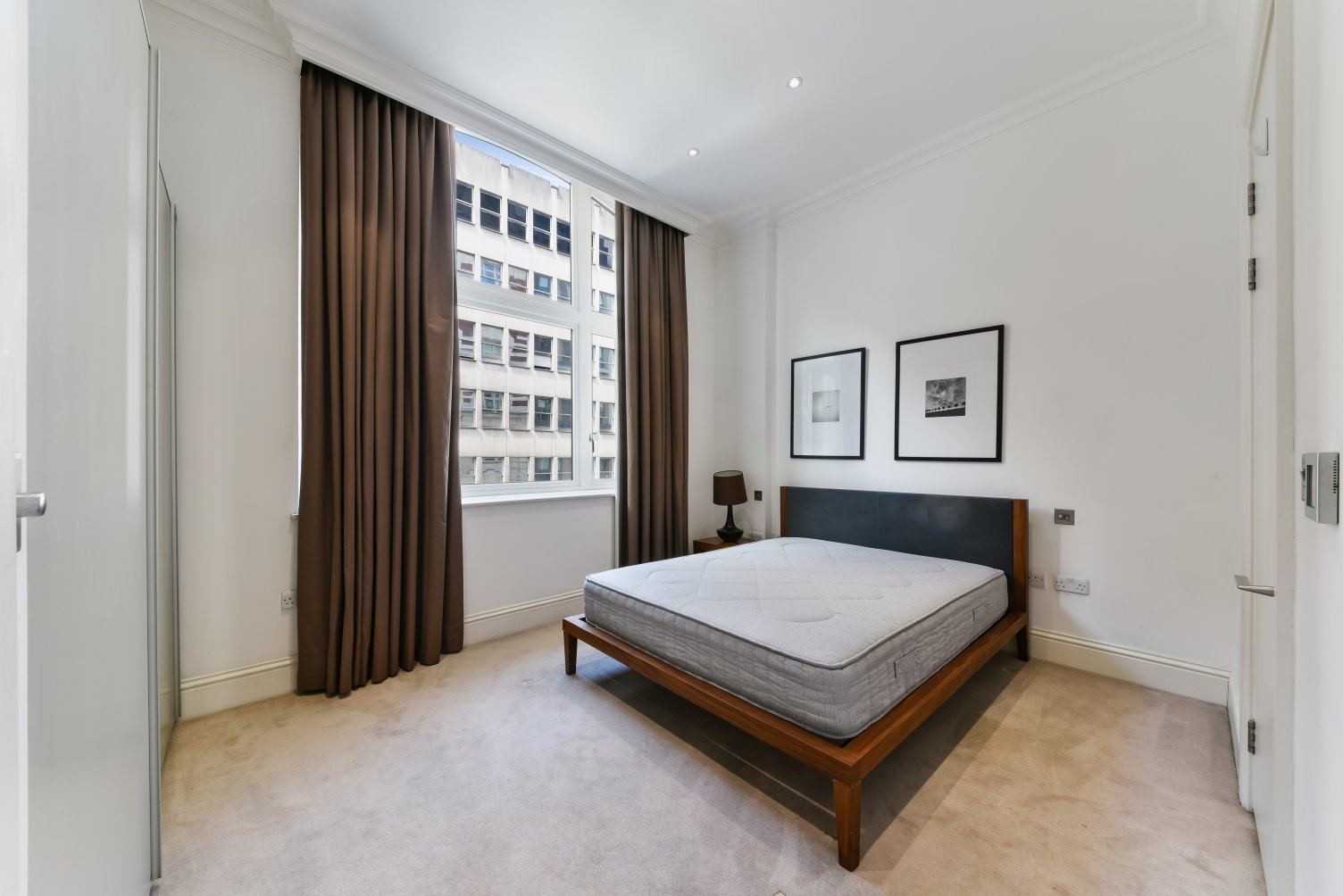 Sterling Mansions, Goodman's Fields, Leman Street, Aldgate, London, E1 - Chase Evans