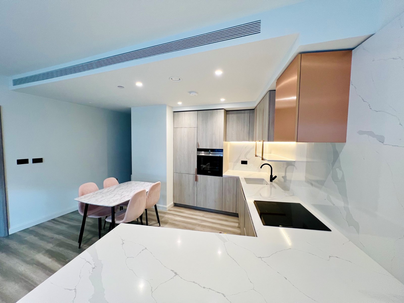 Aspen, Consort Place, Marsh Wall, Canary Wharf, London, E22 - Chase Evans