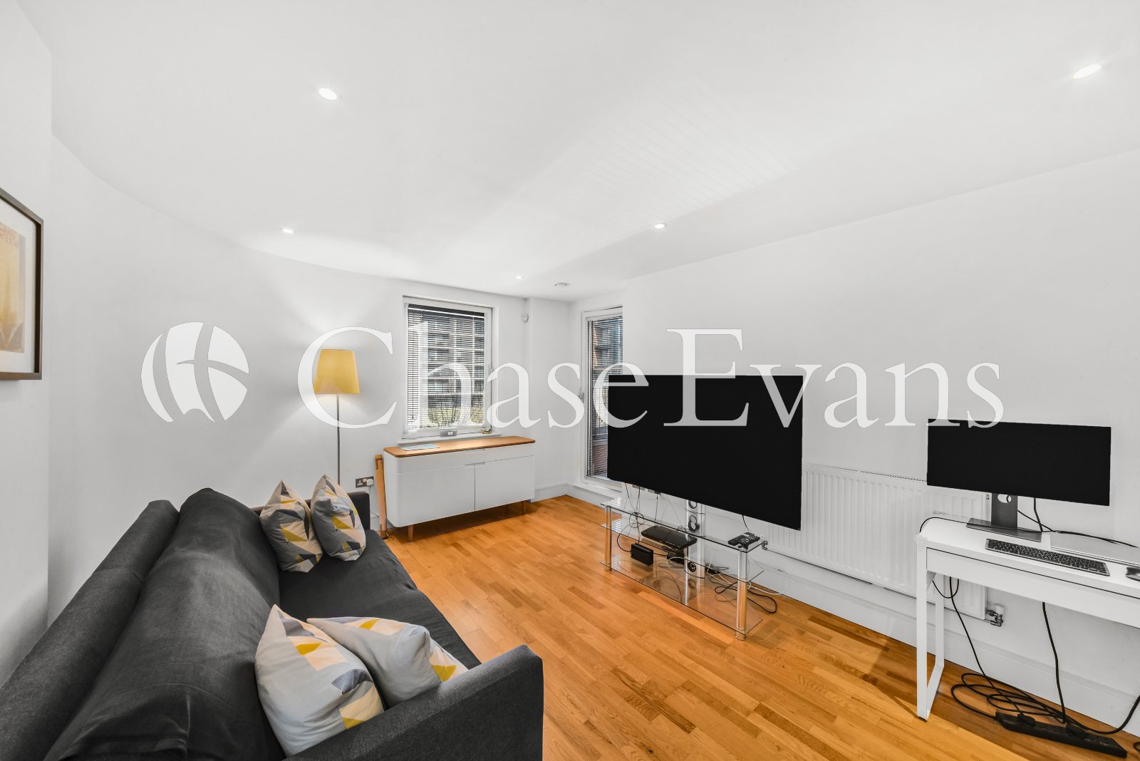 Indescon Square, Canary Wharf, London, E14 - Chase Evans