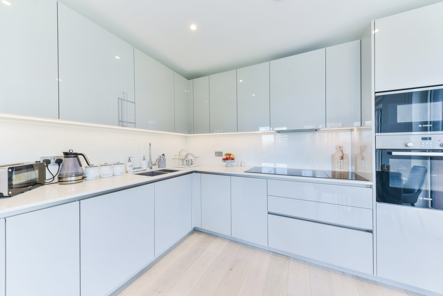 Weymouth Building, Deacon Street, Elephant & Castle, London, SE17 - Chase Evans