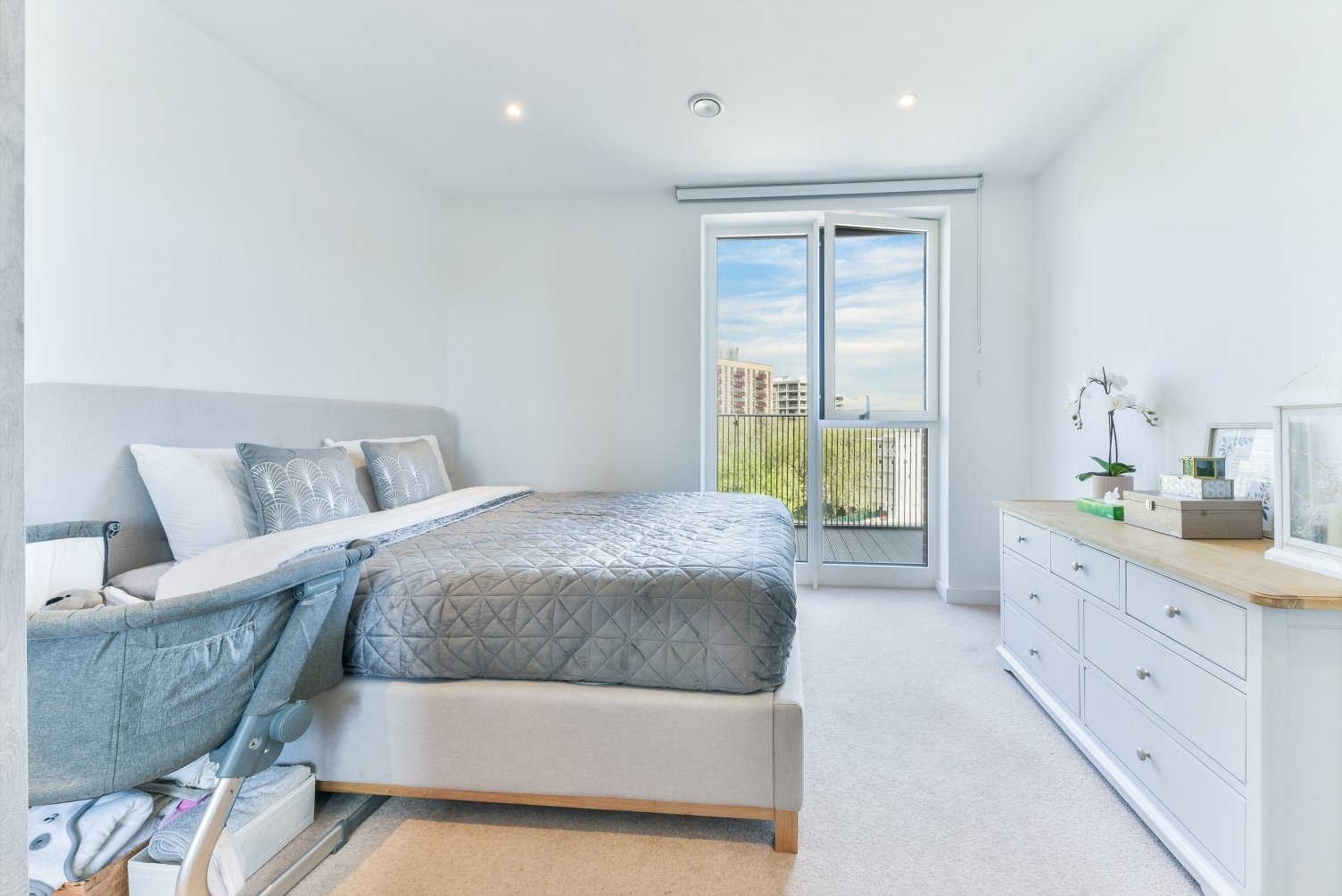 Weymouth Building, Elephant Park, Deacon Street, Elephant & Castle, London, SE17