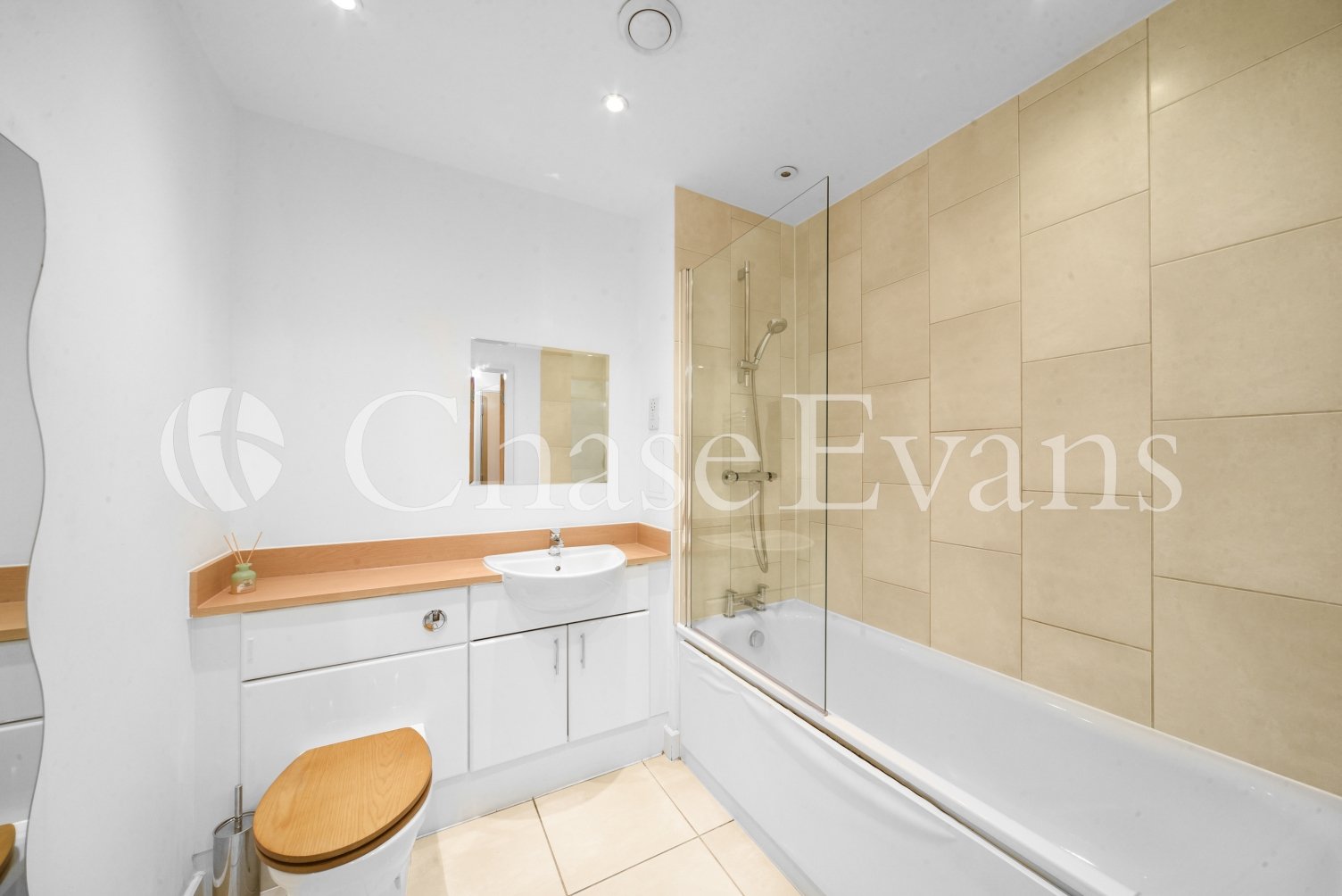 Agnes George Walk, Royal Docks, London, E16