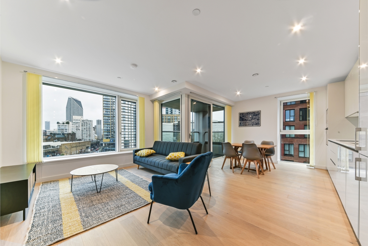 Elephant Park, Deacon Street, Elephant and Castle, London, SE17 - Chase Evans