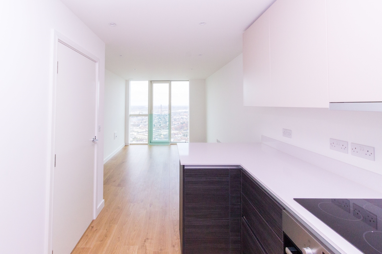 Pinnacle Apartments, 11 Saffron Square, Croydon, London, CR0