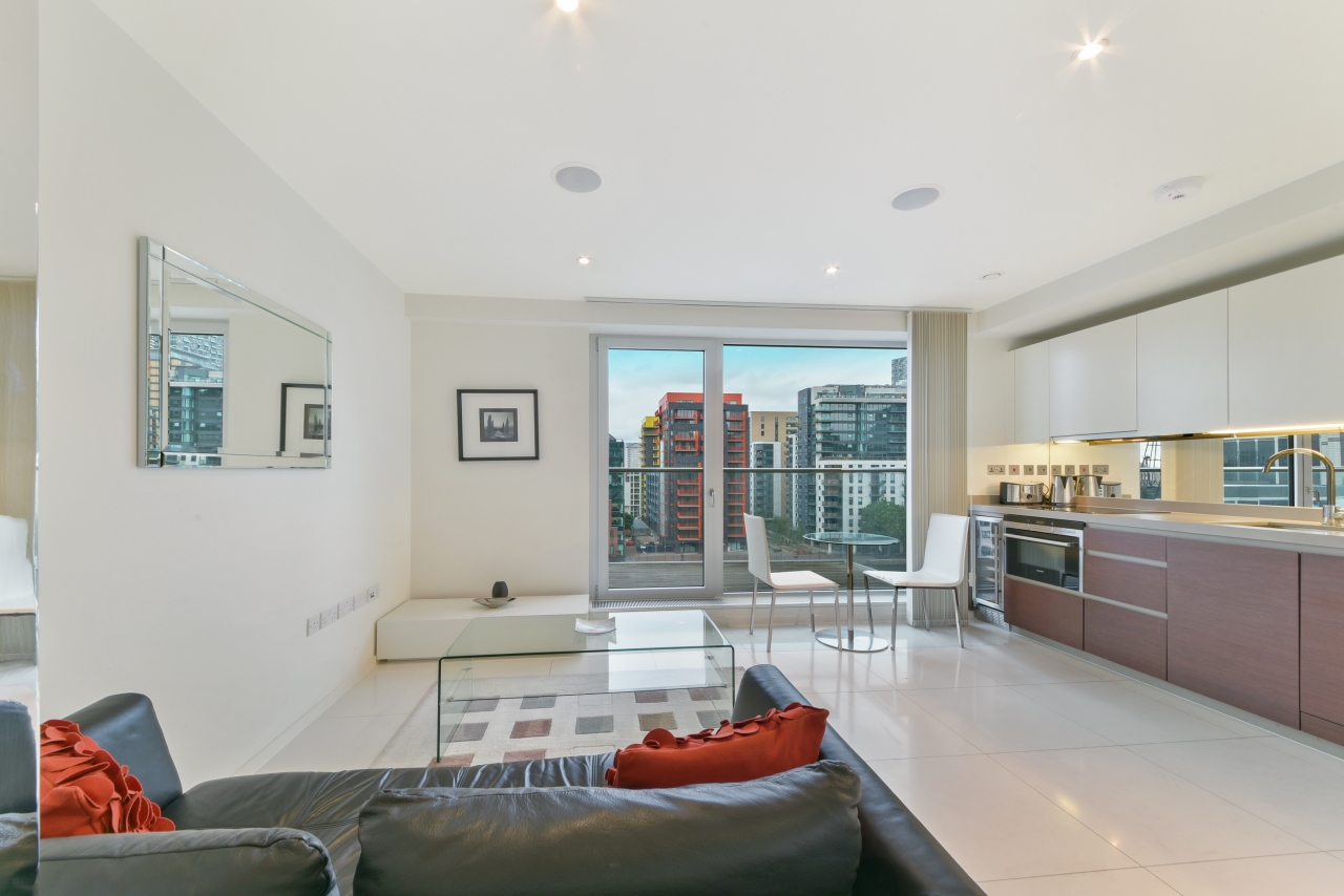 South Boulevard, 7 Baltimore Wharf, Canary Wharf, London, E14 - Chase Evans