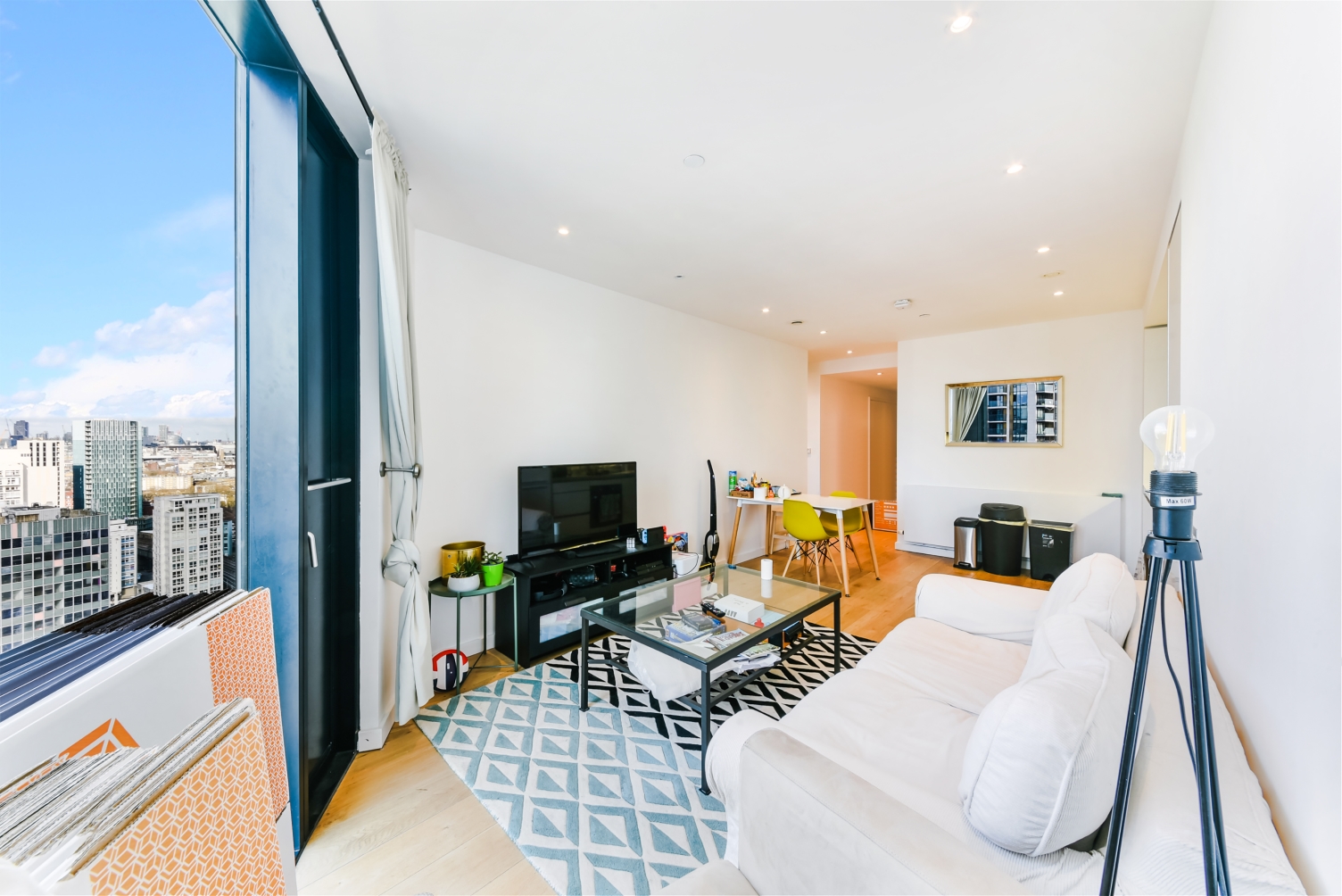 The Strata, 8 Walworth Road, Elephant & Castle, London, SE1