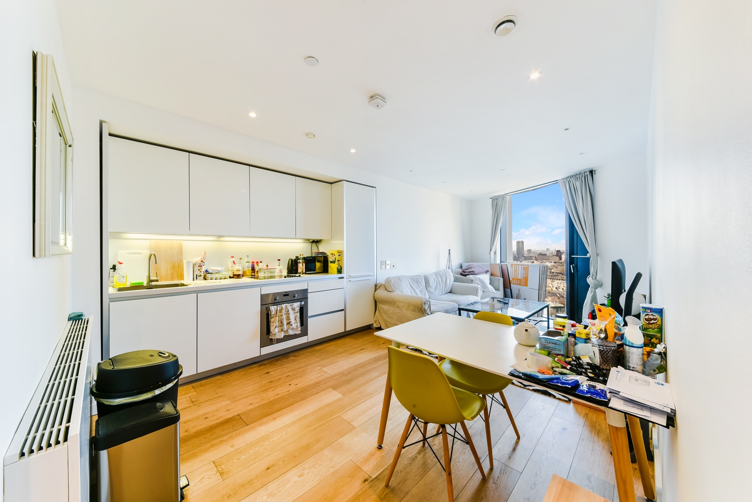 The Strata, 8 Walworth Road, Elephant & Castle, London, SE1