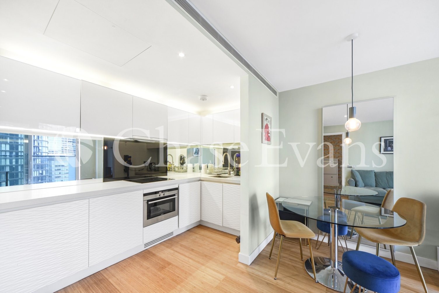 Pan Peninsula Square, Canary Wharf, London, E14 - Chase Evans