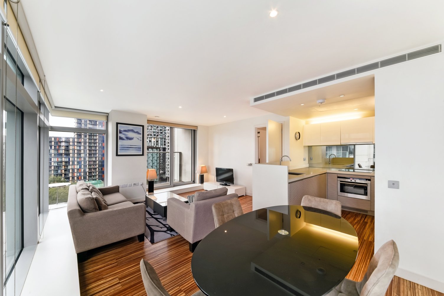 Pan Peninsula Square, Canary Wharf, London, E14 - Chase Evans