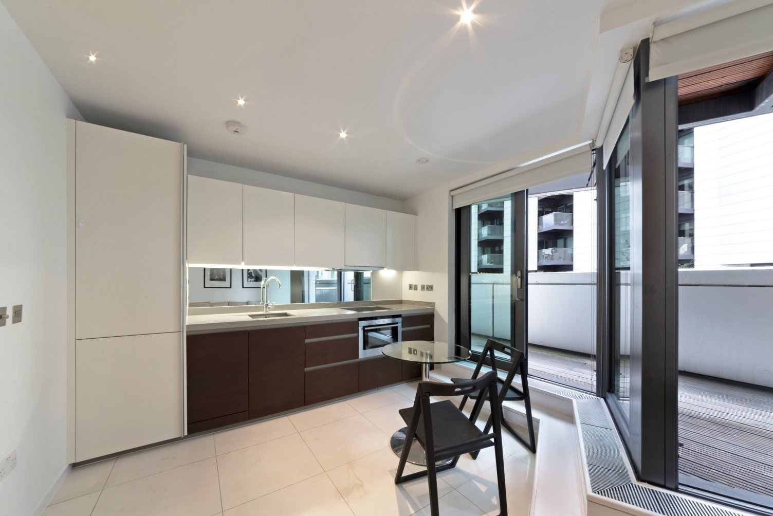 Baltimore Wharf, Canary Wharf, London, E14 - Chase Evans