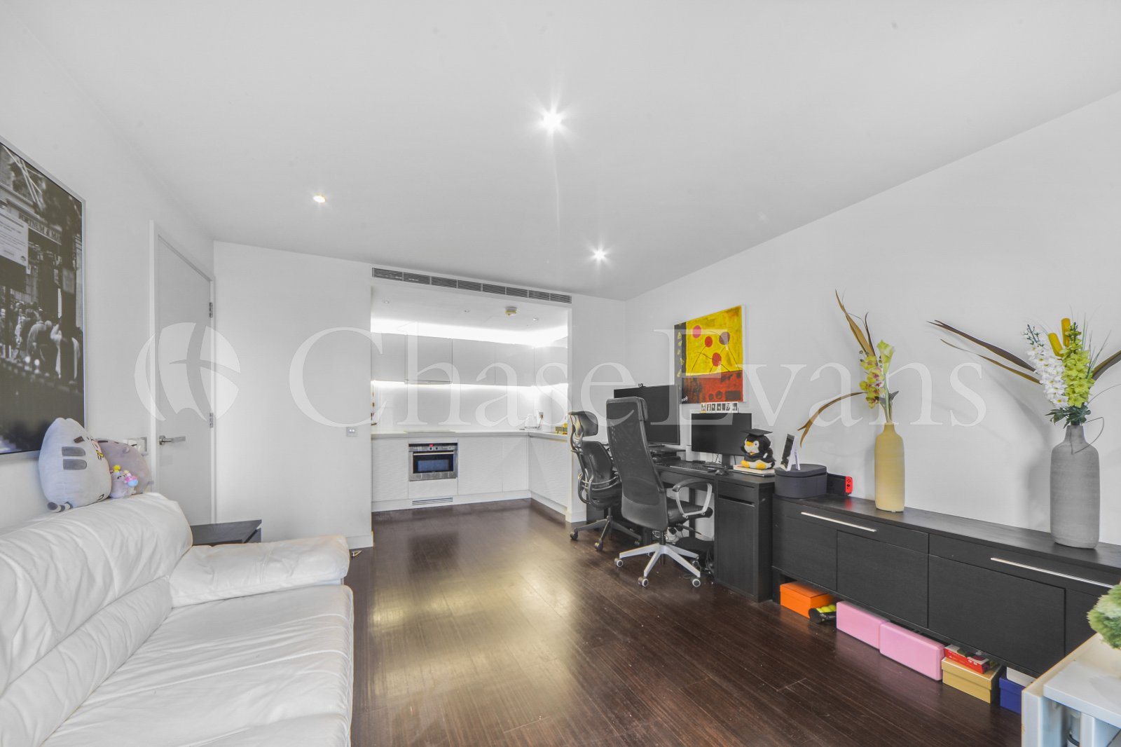 Pan Peninsula, Canary Wharf, London, E14 - Chase Evans