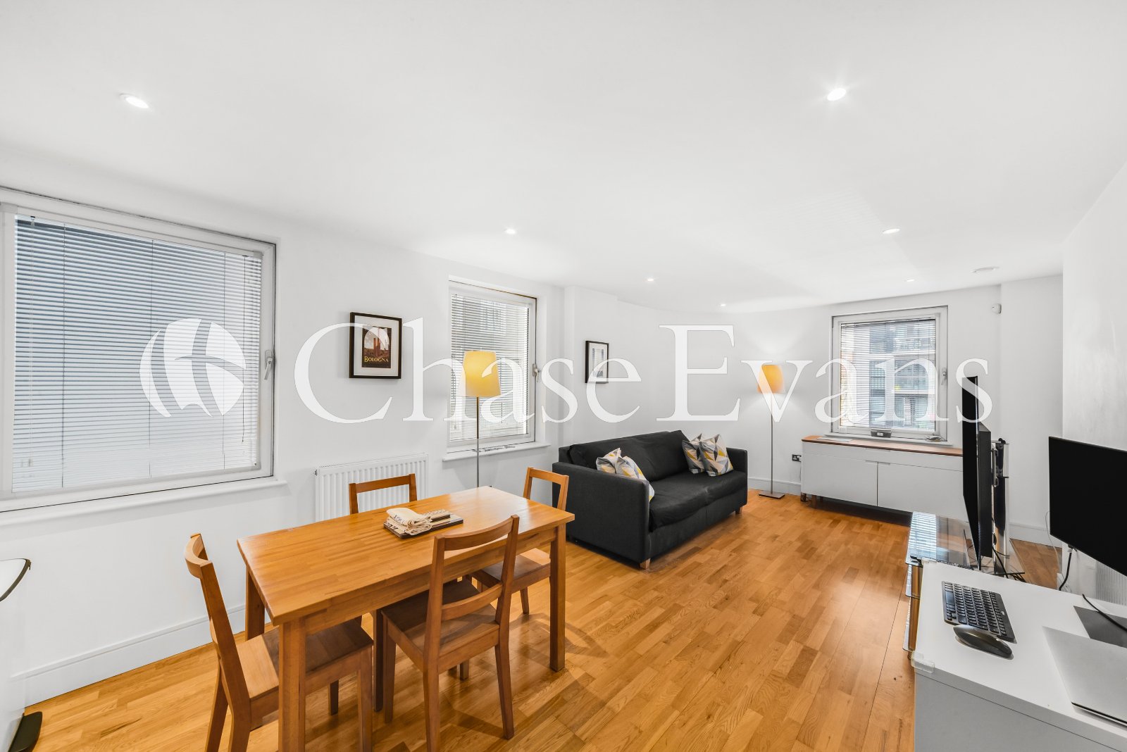 Indescon Square, Canary Wharf, London, E14 - Chase Evans