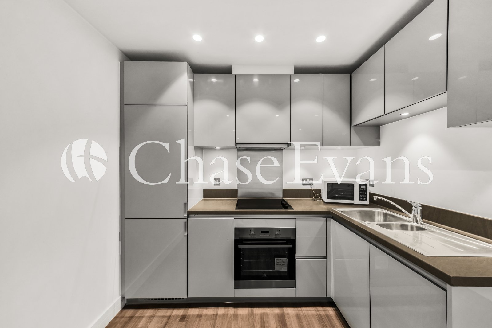 Rathbone Market, Barking Road, Canning Town, London, E16 - Chase Evans