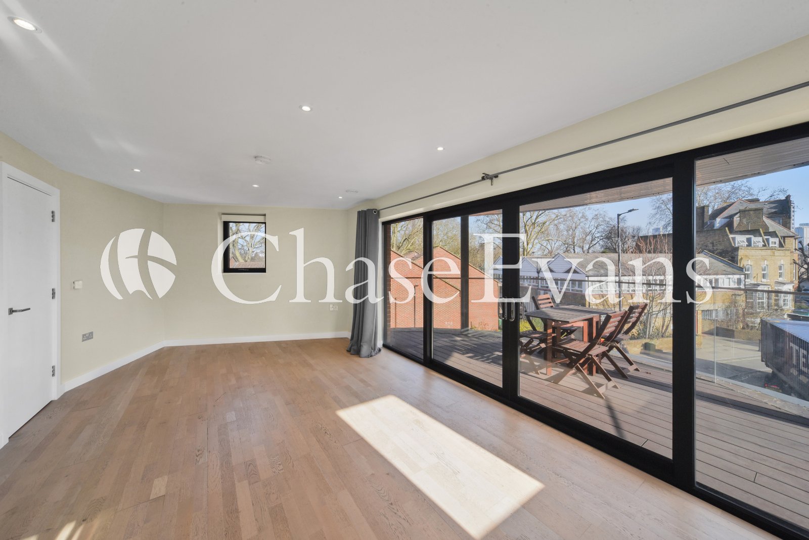 Cape Apartments, 130 Rotherhithe New Road, Surrey Quays, London, SE16