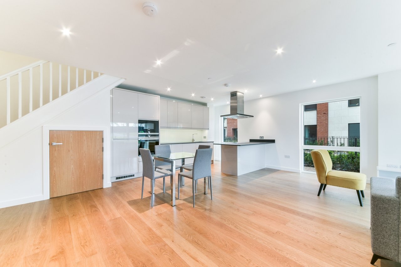 Thonrey Close, Colindale Gardens, Colindale, London, NW9