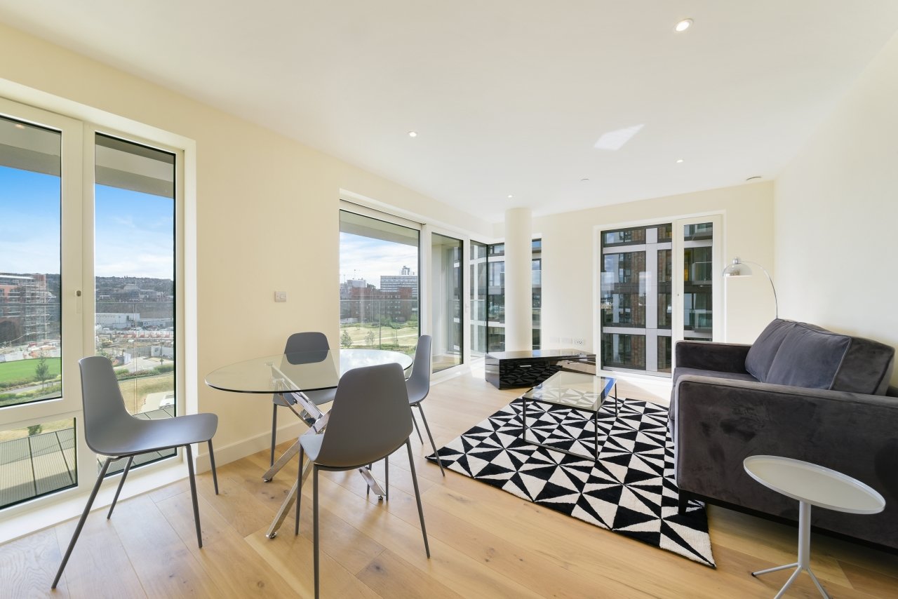 Hampton Apartments, Royal Arsenal Riverside, Duke Of Wellington Street, Woolwich, London, SE18
