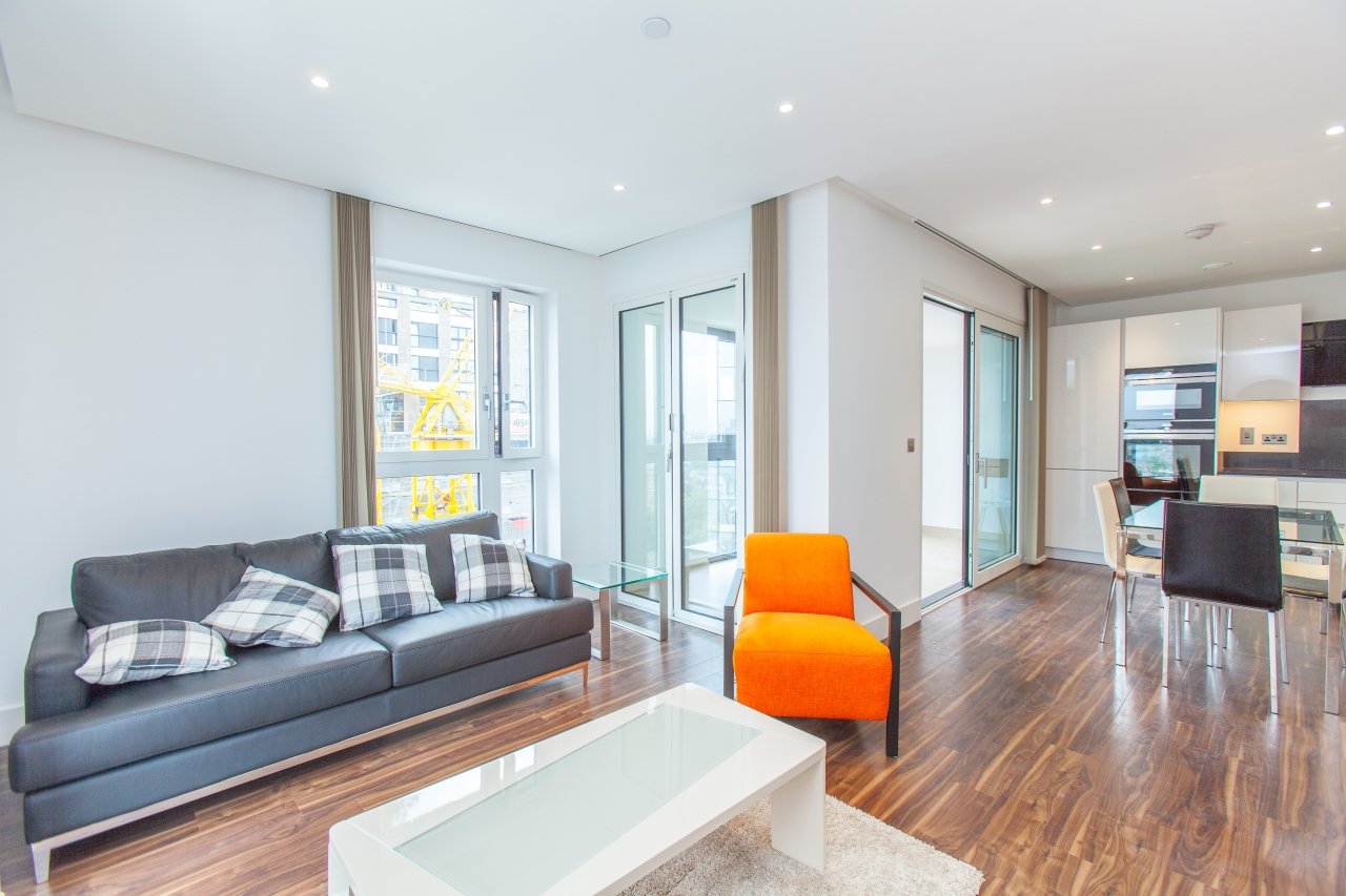 New Drum Street, Aldgate, London, E1