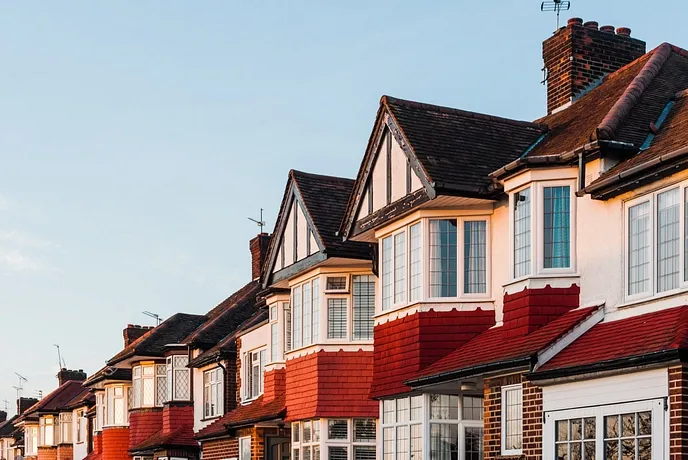 Moving to Periodic Tenancies: A Guide for Landlords  - Chase Evans