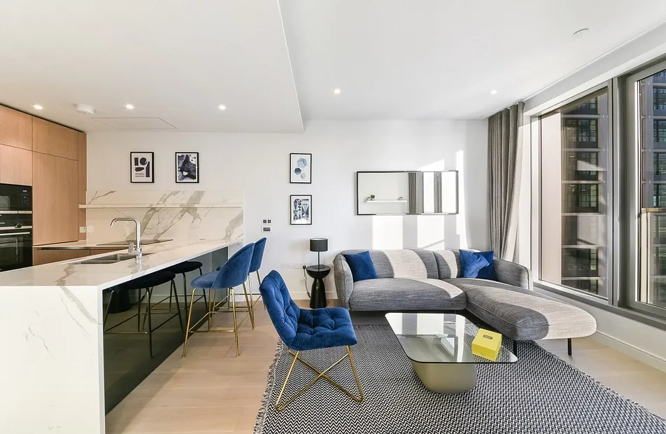 Park Drive, Canary Wharf, London, E14 - Chase Evans