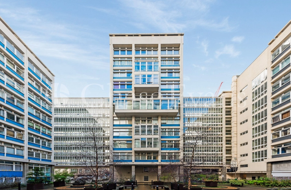Newington Causeway, London, SE1 - Chase Evans