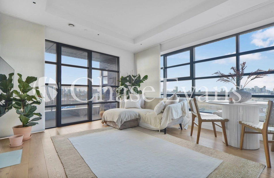 Lookout Lane, London City Island, London, E14 - Chase Evans