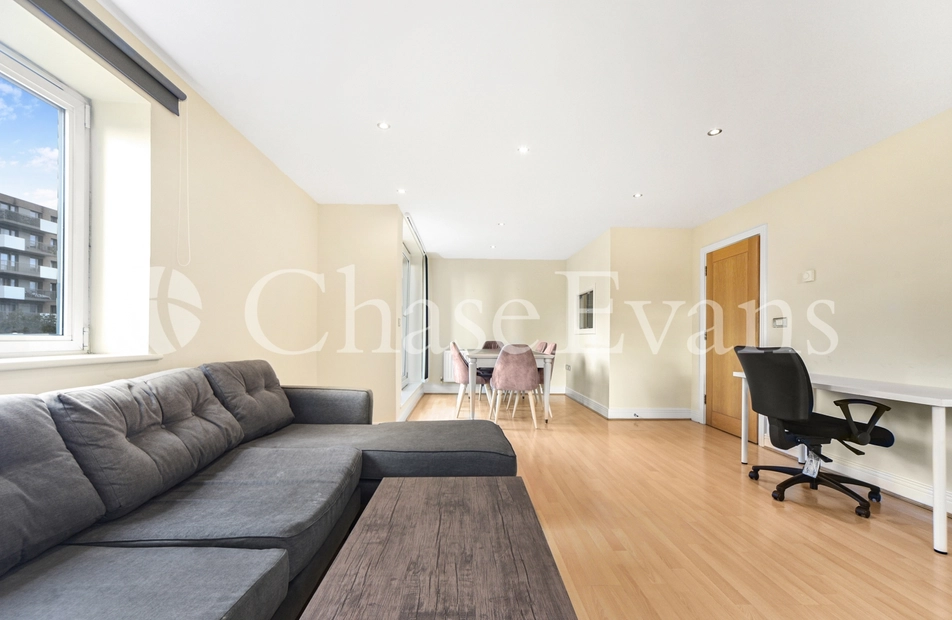 Wards Wharf Approach, Royal Docks, London, E16 - Chase Evans