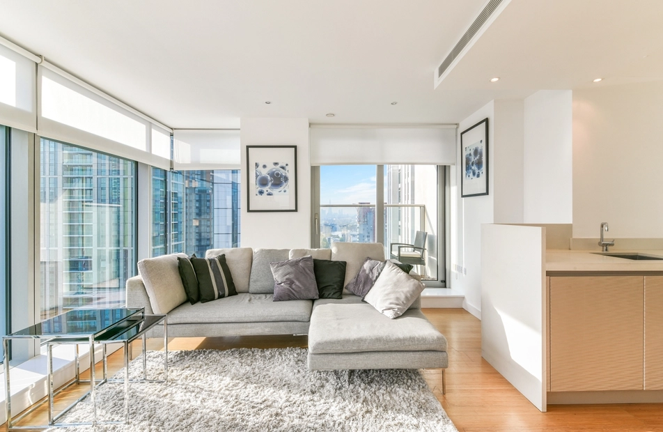 Pan Peninsula Square, Canary Wharf, London, E14 - Chase Evans