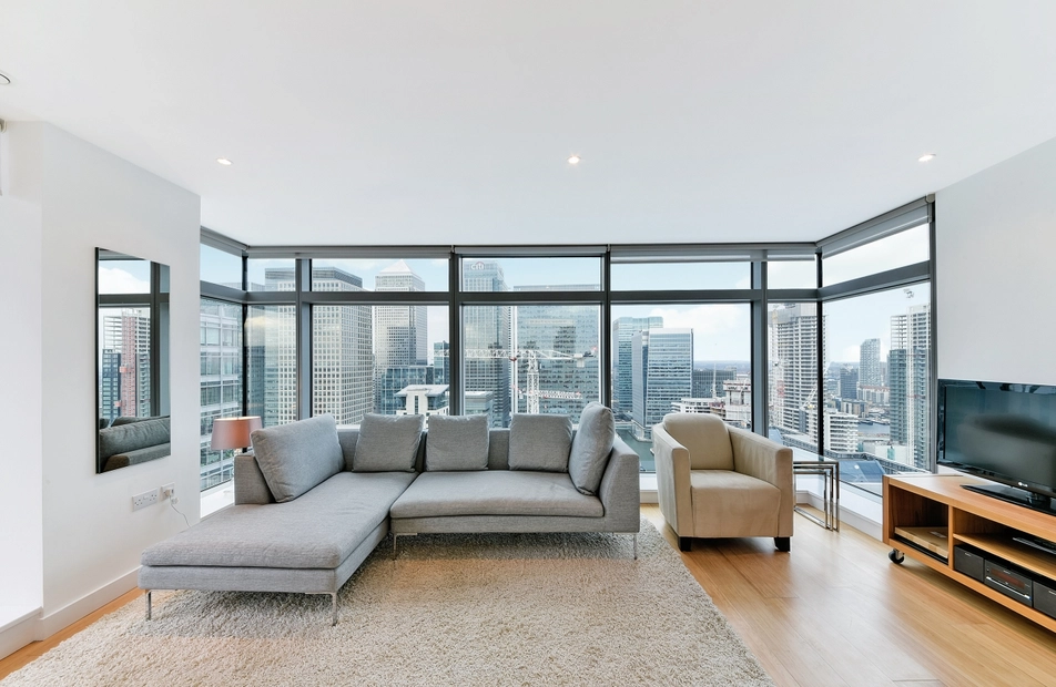 Pan Peninsula Square, Canary Wharf, London, E14 - Chase Evans