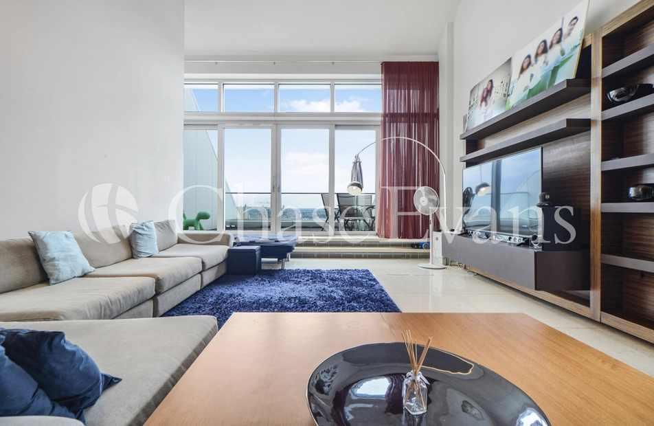 Ontario Tower, Fairmont Avenue, Canary Wharf, London, E14 - Chase Evans