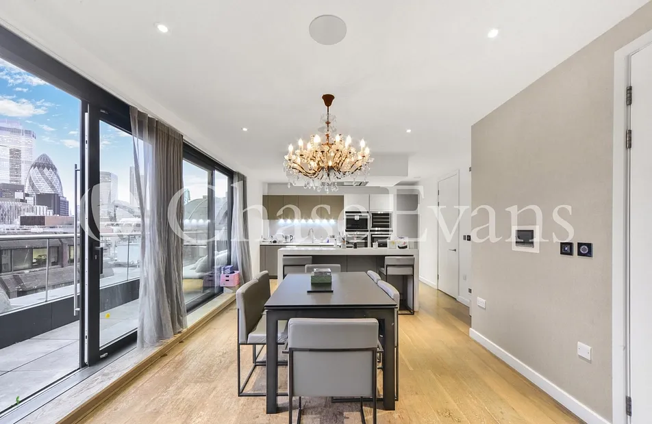 Sterling Mansions, Leman Street, Aldgate, London, E1 - Chase Evans